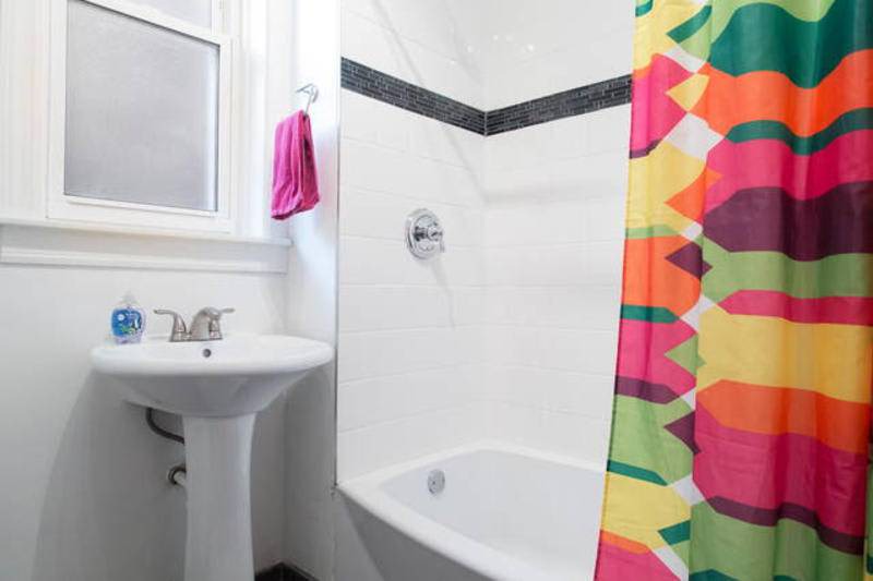 Photo of Bathroom in Lakeview