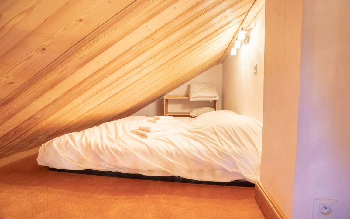 Photo of Bedroom in Meribel Centre