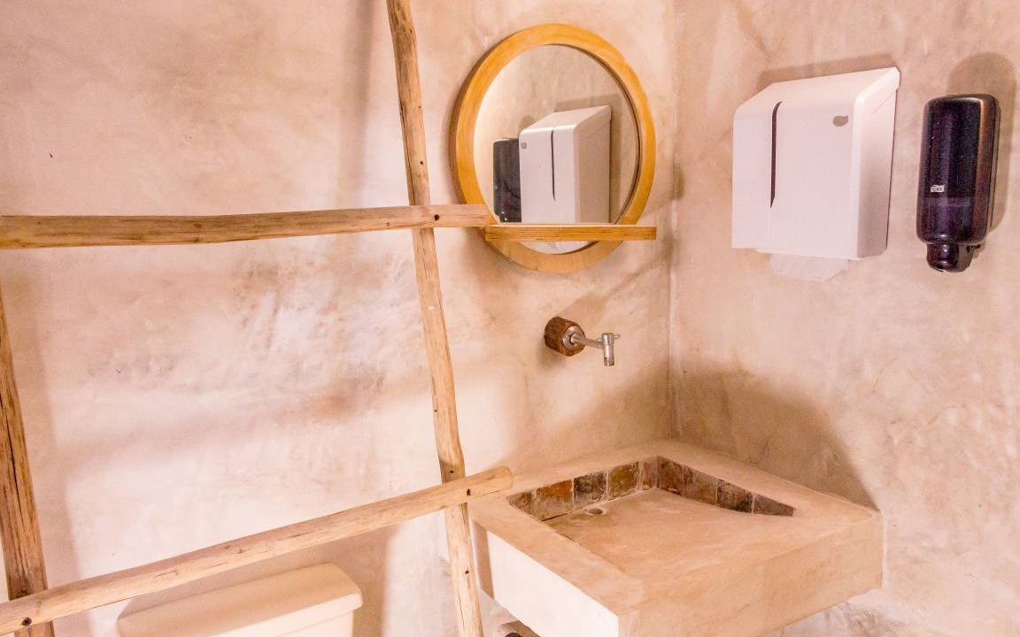 Photo of Bathroom in Zona Hotelera