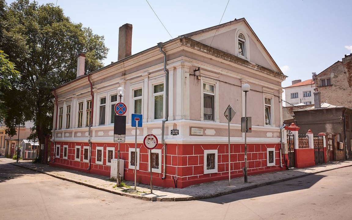 Photo of Buildings in Odesos