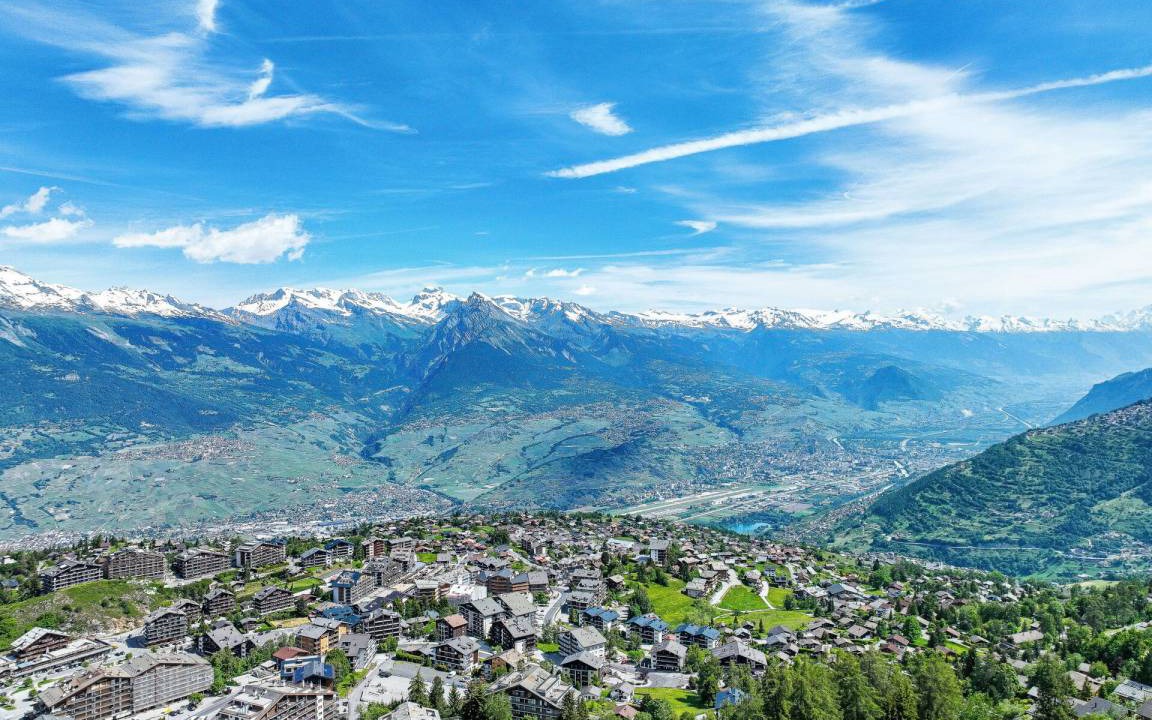 Photo of Others in Saint-Pierre-de-Clages
