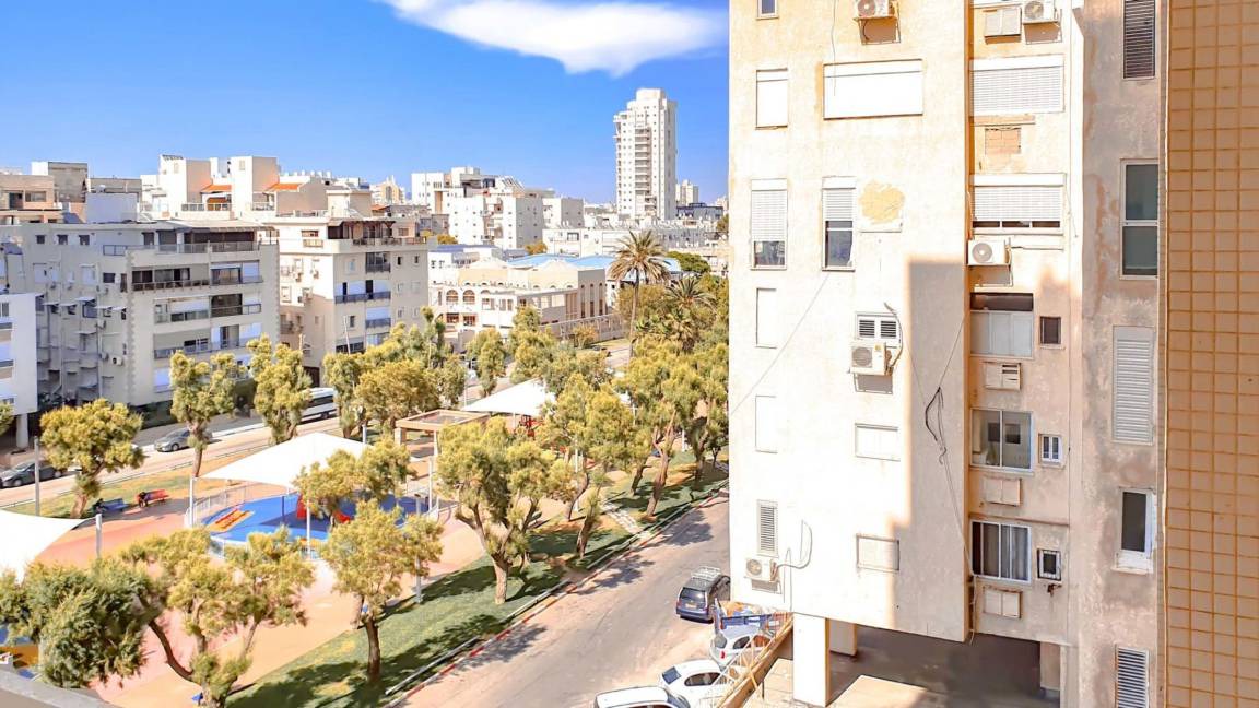 Photo of Others in Bat Yam