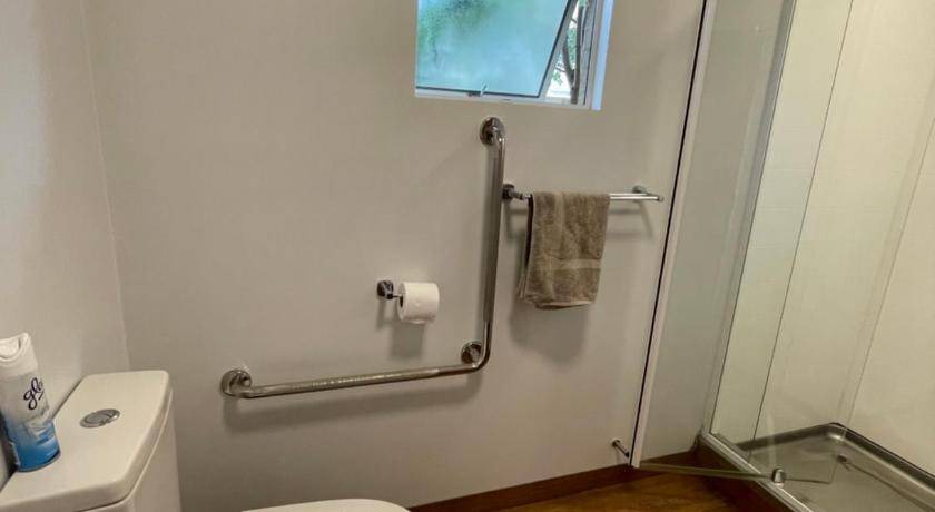 Photo of Bathroom in Alexandra