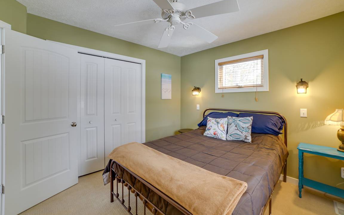 Photo of Bedroom in Newaygo