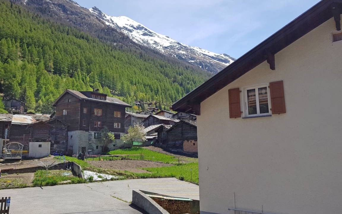 Photo of Others in Taesch