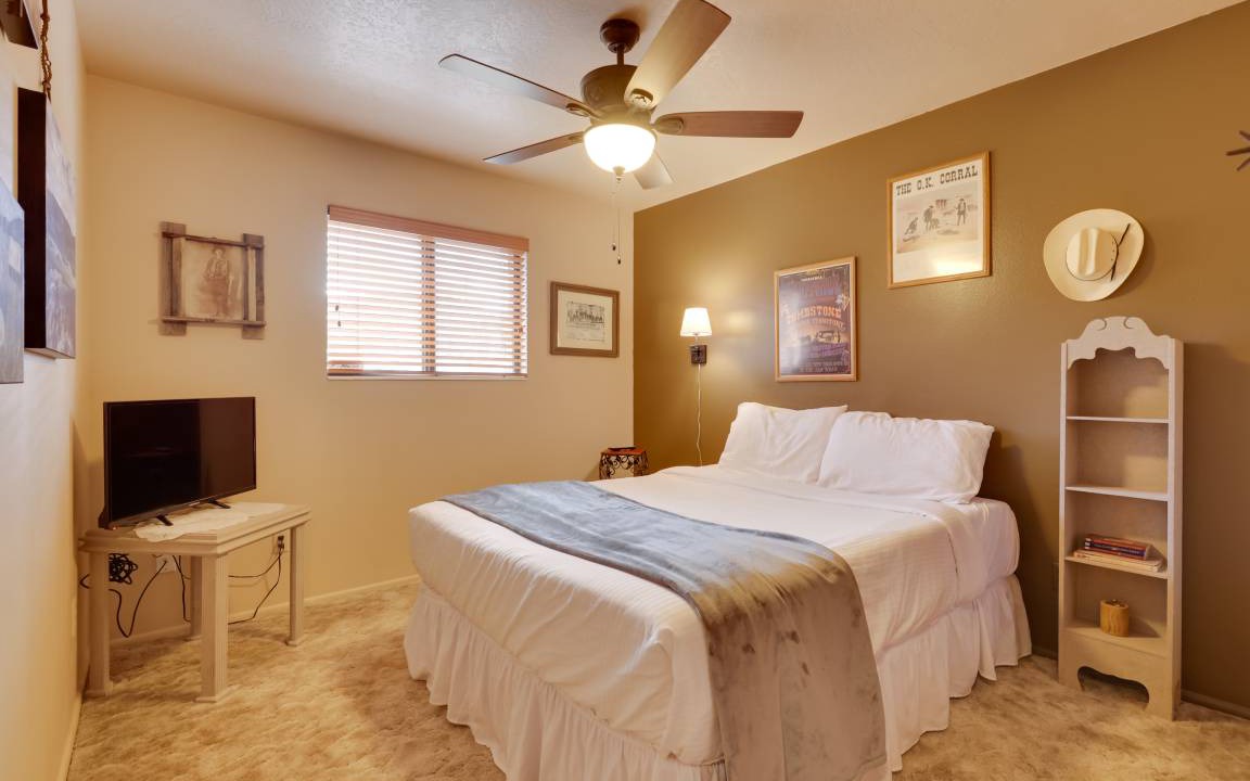 Photo of Bedroom in Parowan