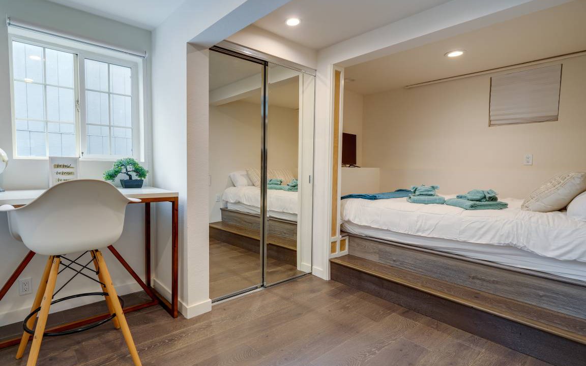 Photo of Bedroom in Edgemar - Pacific Manor