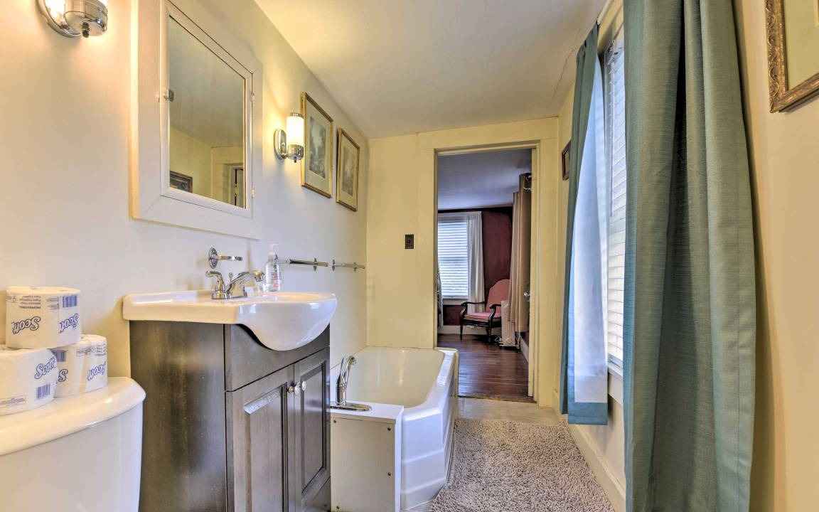 Photo of Bathroom in Granville