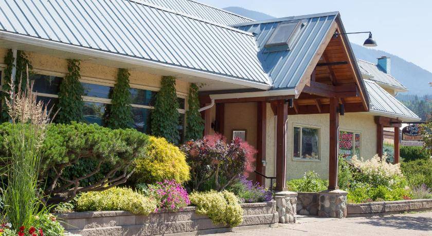 Photo of Others in Nakusp