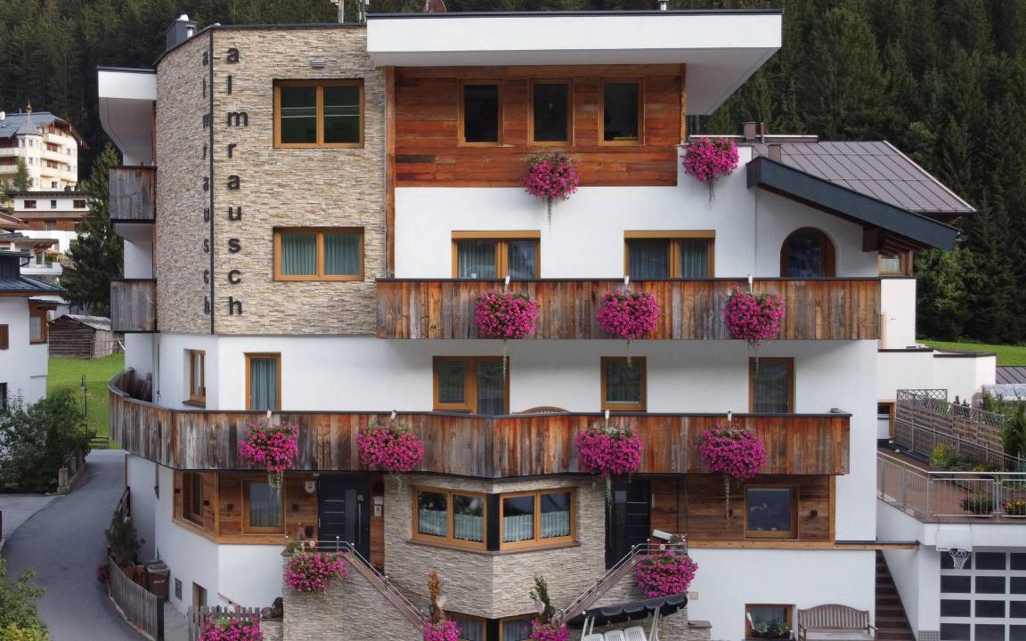 Photo of Others in Ischgl