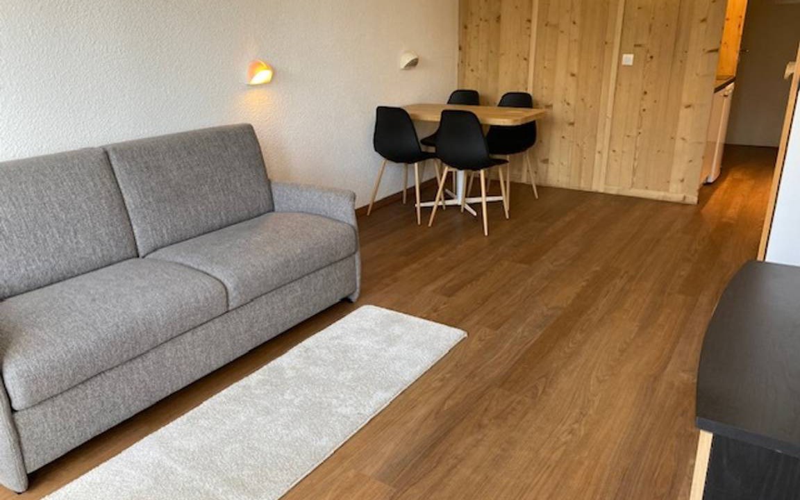 Photo of Livingroom in Arc-1800