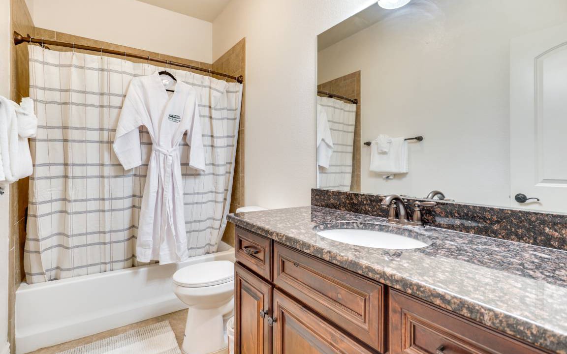 Photo of Bathroom in Camdenton