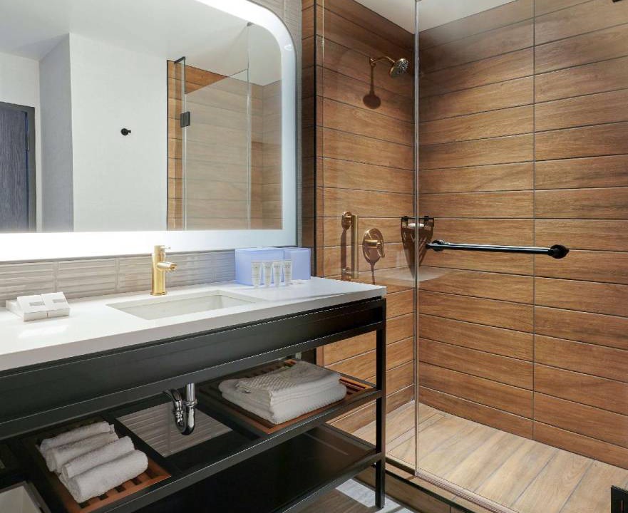 Photo of Bathroom in Streeterville