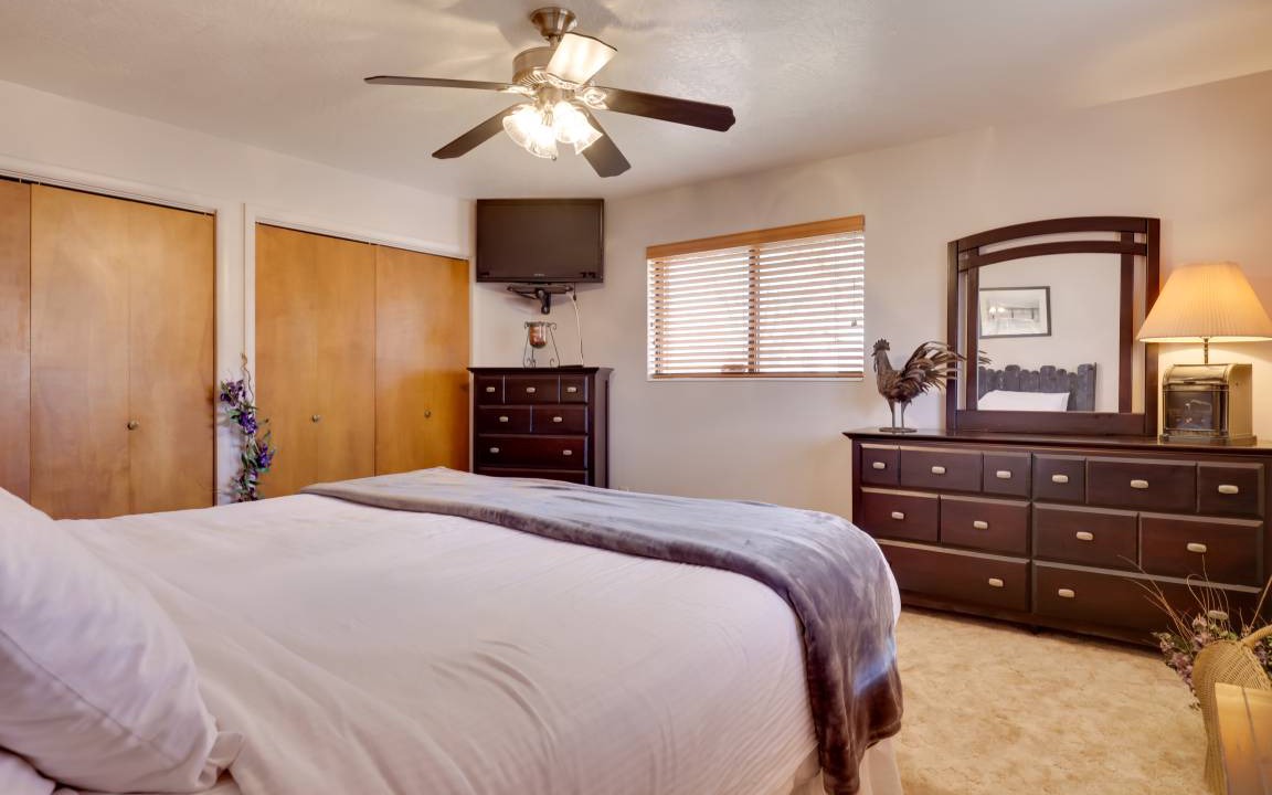 Photo of Bedroom in Parowan