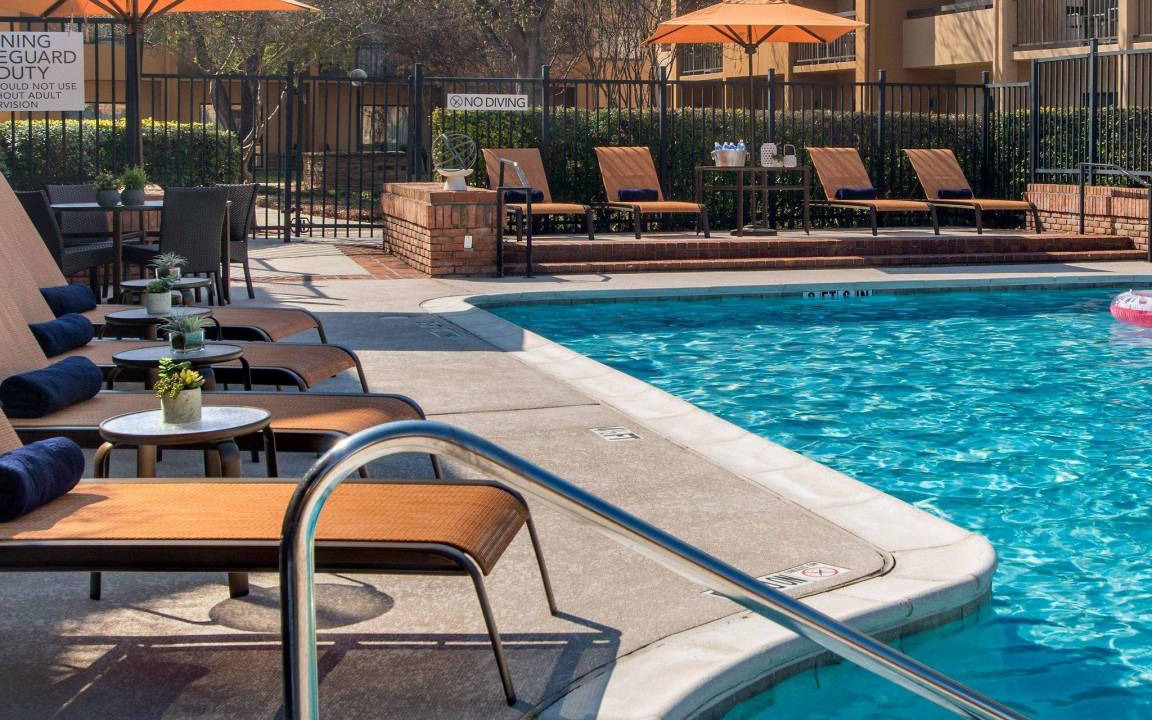 Photo of Outdoor in Addison