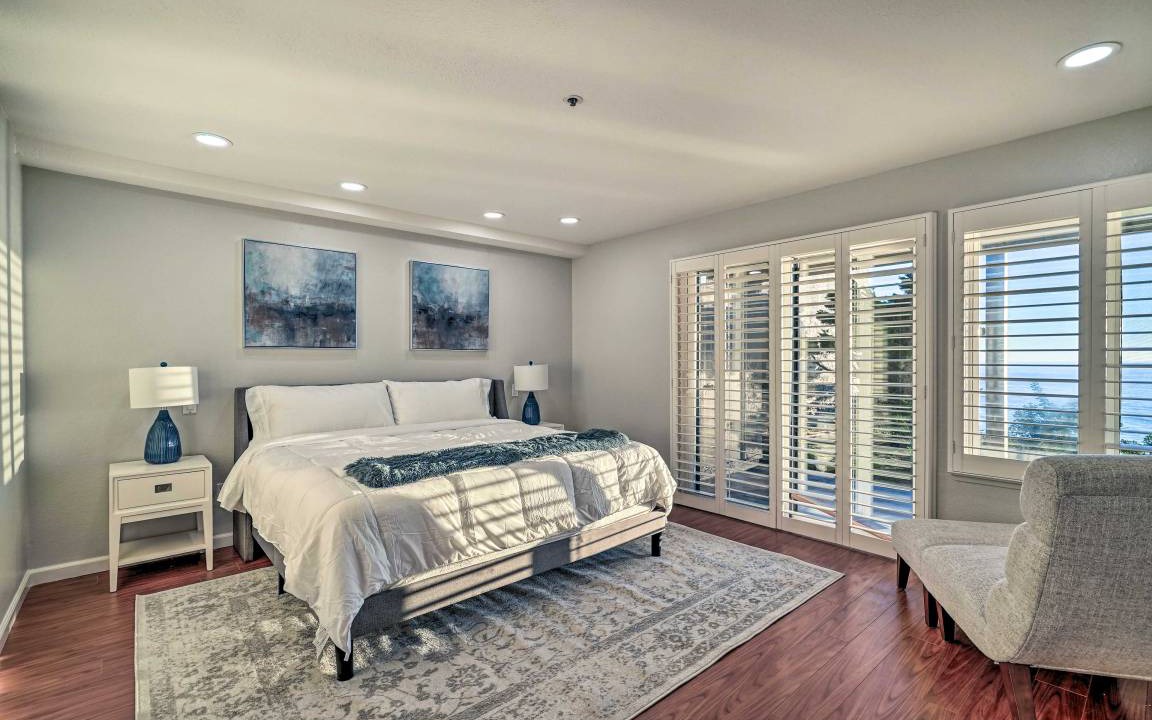 Photo of Bedroom in Edgemar - Pacific Manor