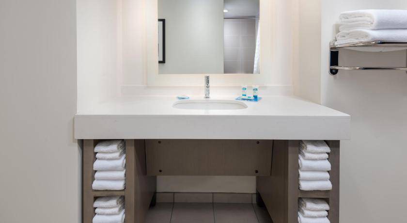 Photo of Bathroom in West Loop