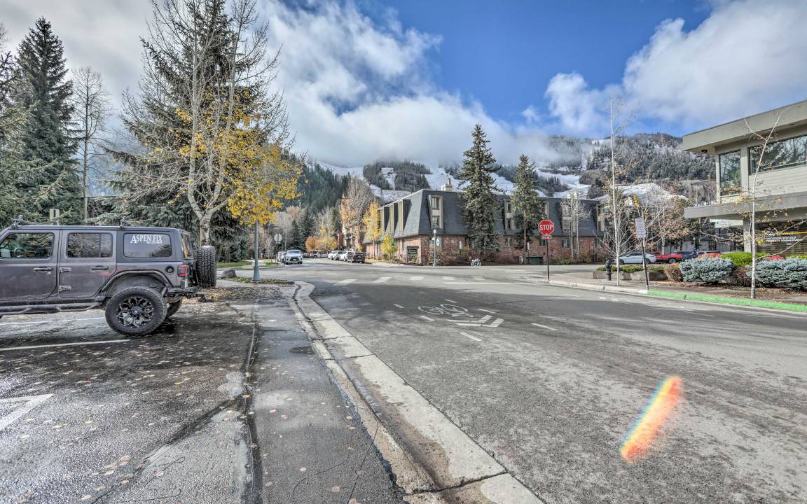 Photo of Others in Aspen