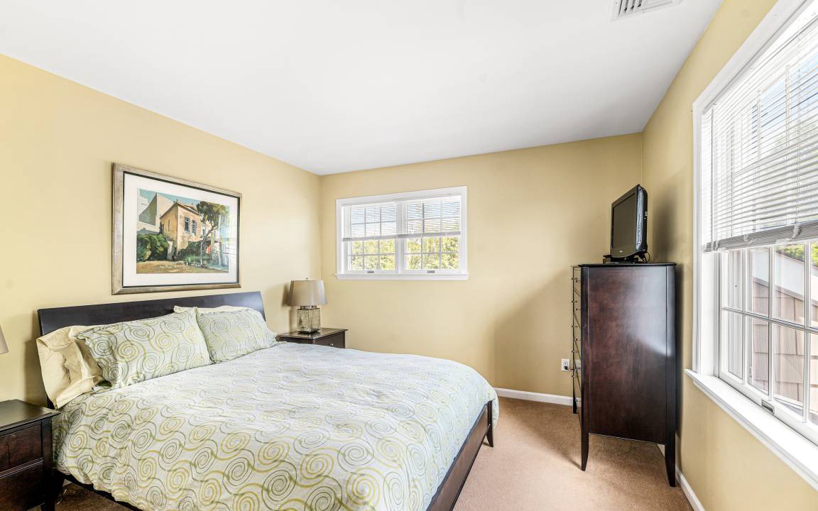 Photo of Bedroom in Town of Southold Town