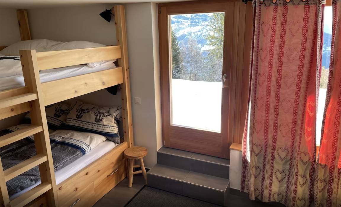 Photo of Bedroom in Mase