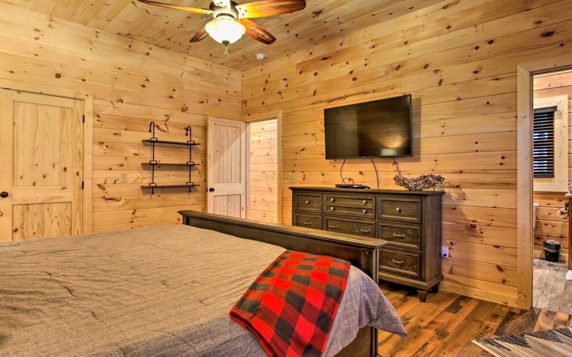 Photo of Bedroom in Pigeon Forge