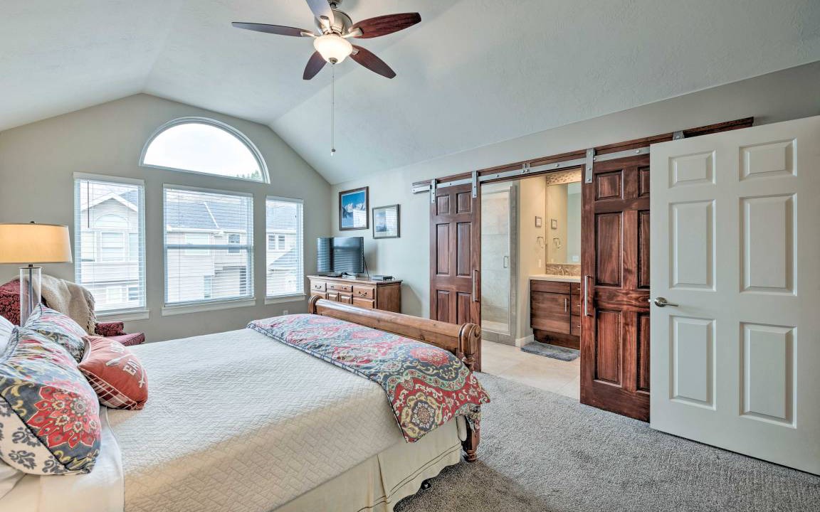 Photo of Bedroom in Cottonwood Heights