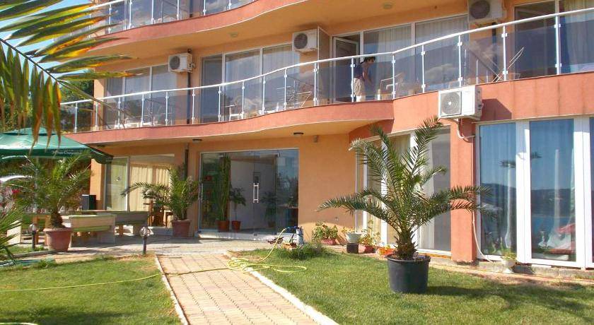 Photo of Patio Balcony in Budjaka