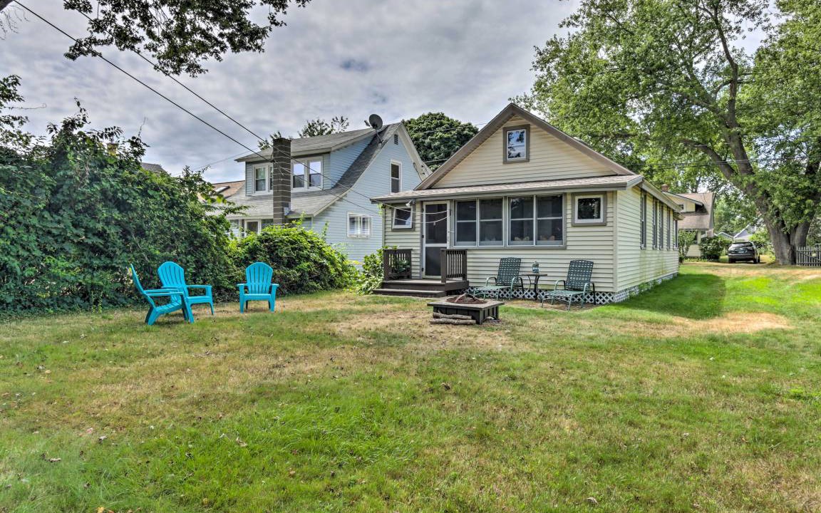 Photo of Others in Saybrook Manor