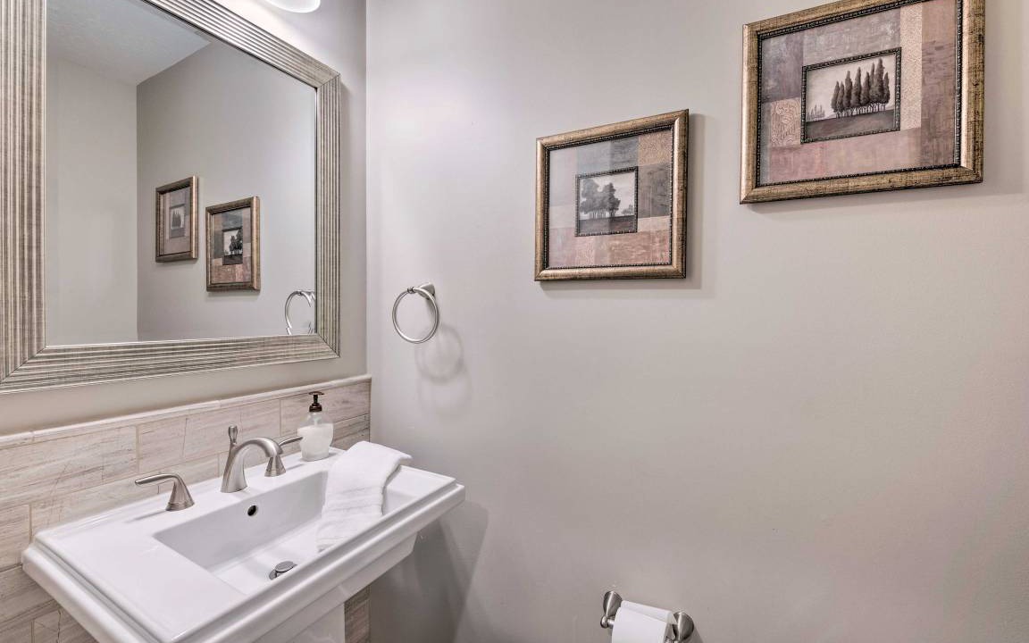 Photo of Bathroom in Cottonwood Heights