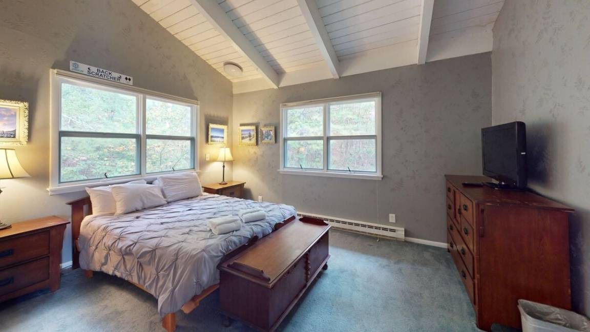 Photo of Bedroom in Pittsfield