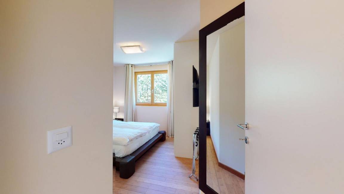 Photo of Bedroom in Madulain