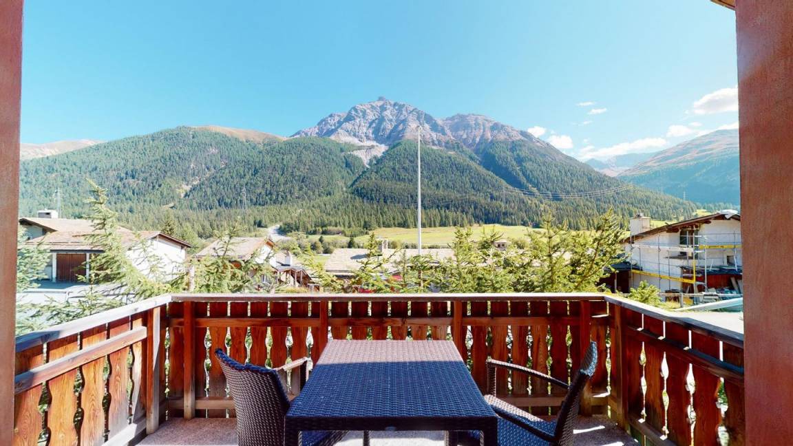 Photo of Patio Balcony in Madulain