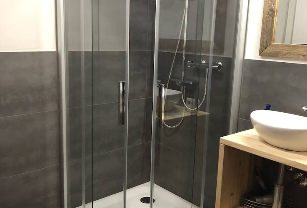 Photo of Bathroom in Mase