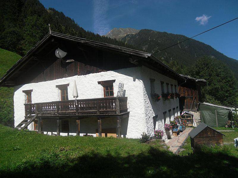 Photo of Buildings in Ranalt