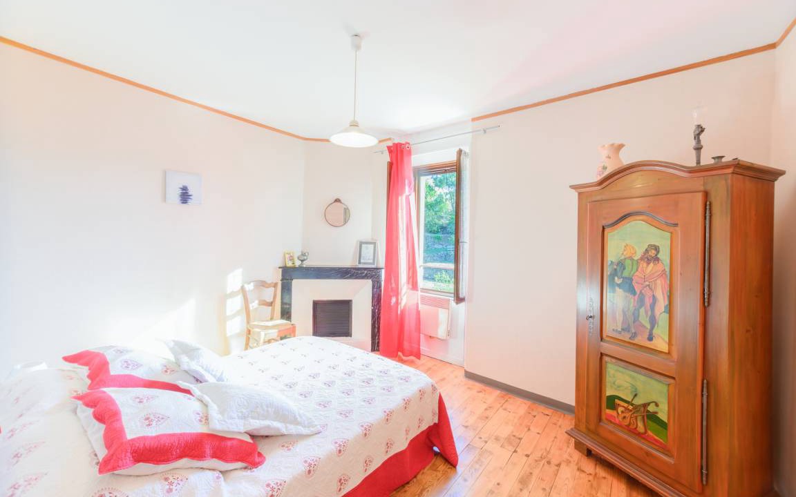 Photo of Bedroom in Largentiere