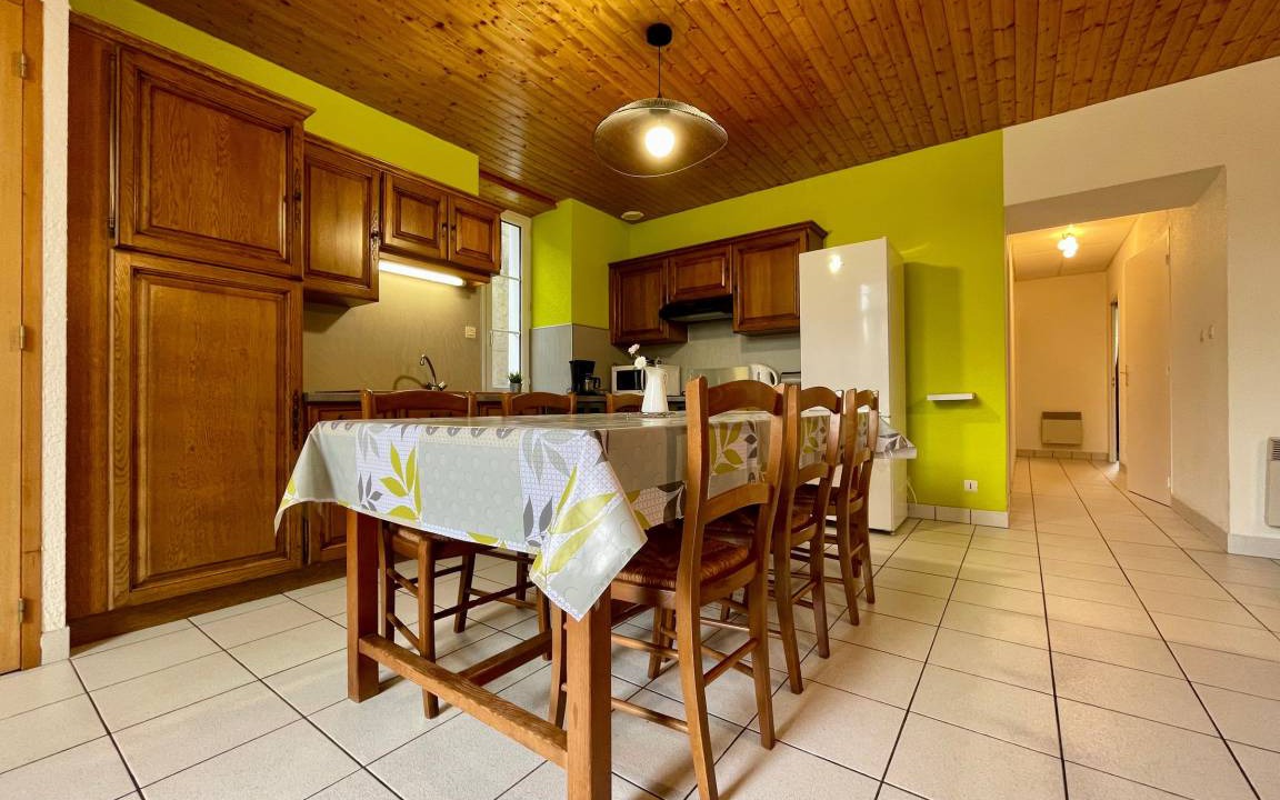 Photo of Kitchen in Saint-Julien-Molhesabate