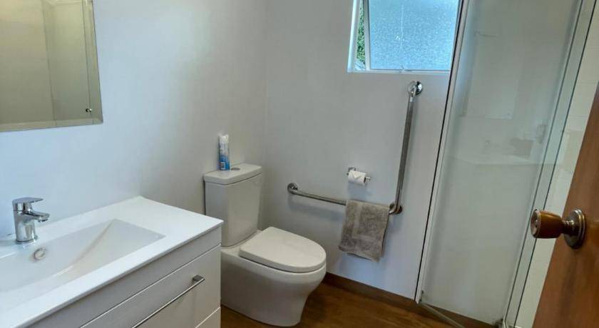 Photo of Bathroom in Alexandra