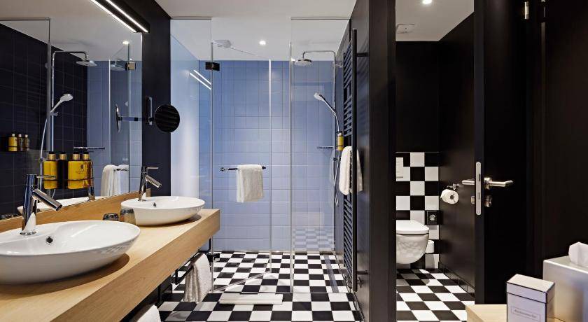 Photo of Bathroom in Hochheim
