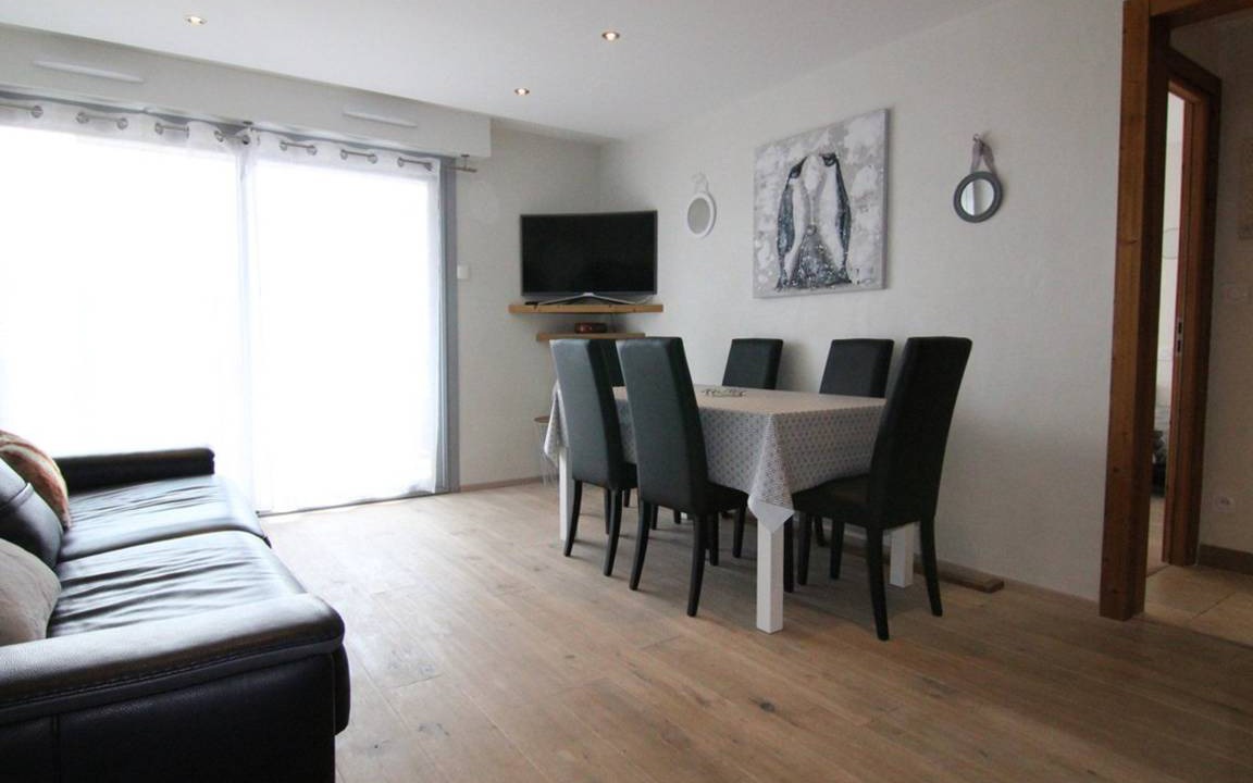 Photo of Livingroom in Jeux