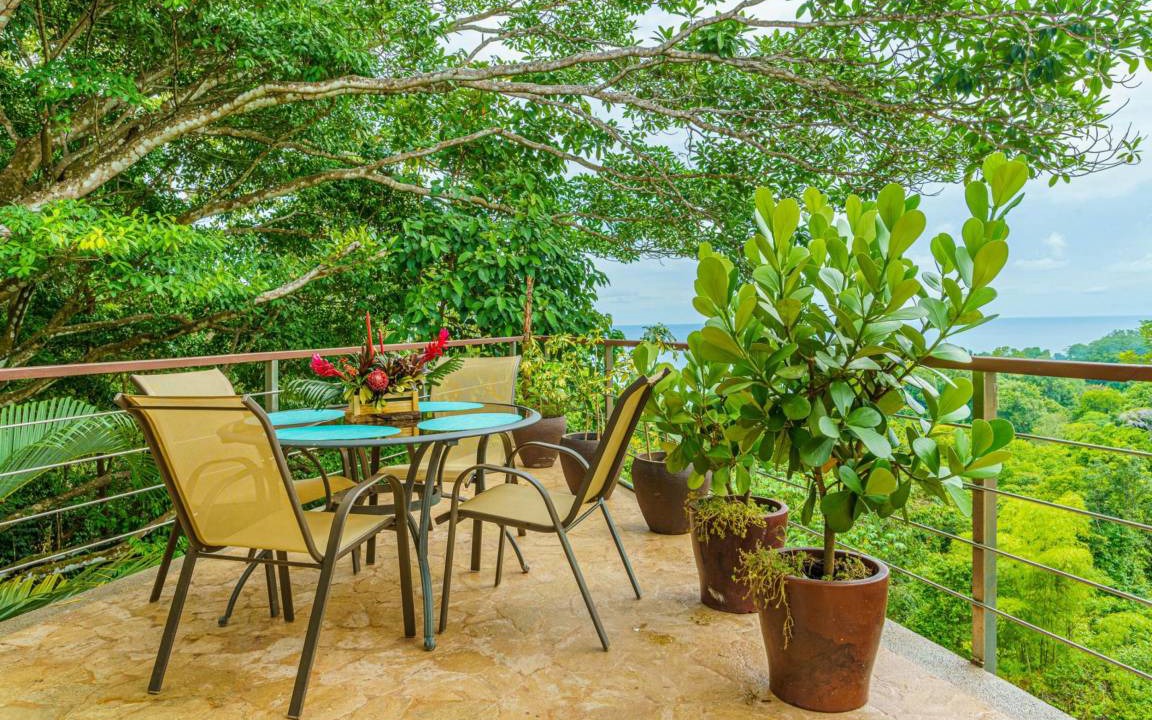 Photo of Patio Balcony in Dominical