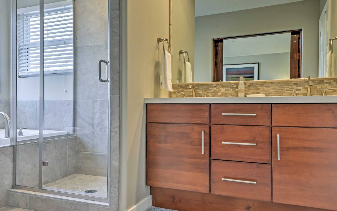 Photo of Bathroom in Cottonwood Heights