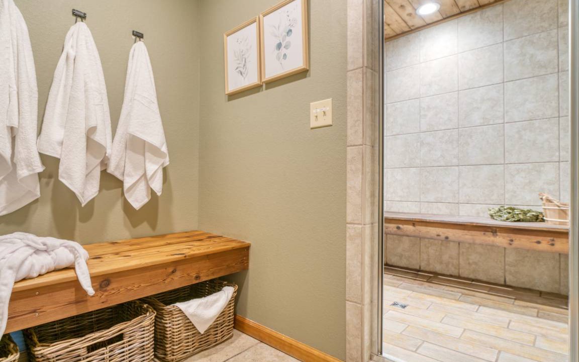 Photo of Bathroom in Chalet Village North
