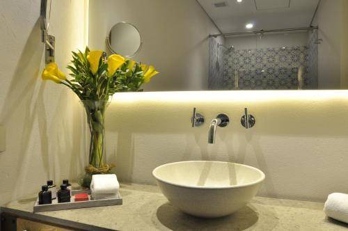Photo of Bathroom in Financial District