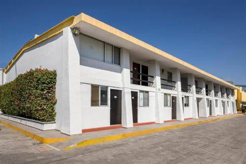 Photo of Others in Celaya