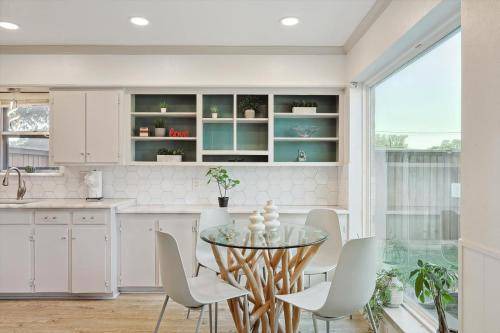 Photo of Kitchen in Far North Dallas