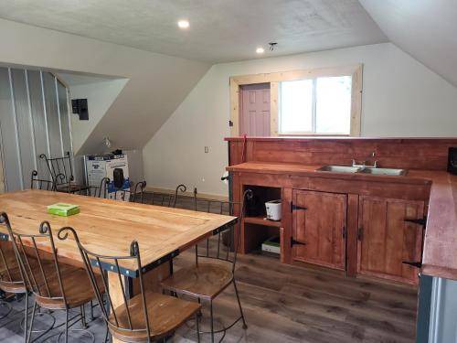 Photo of Kitchen in East Kootenay