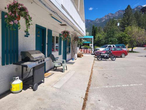 Photo of Others in East Kootenay