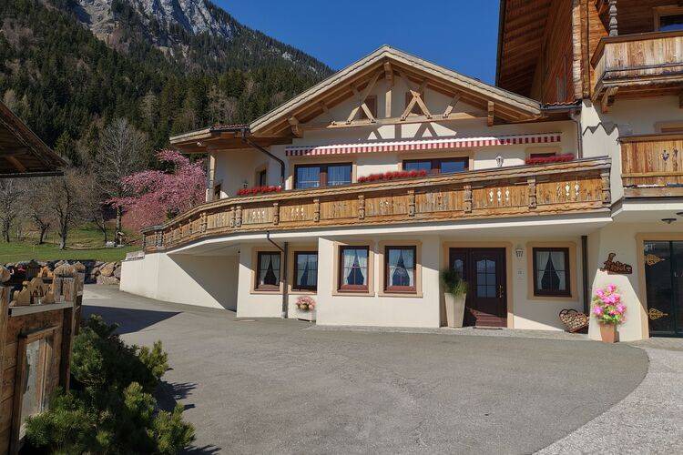 Photo of Buildings in Soell