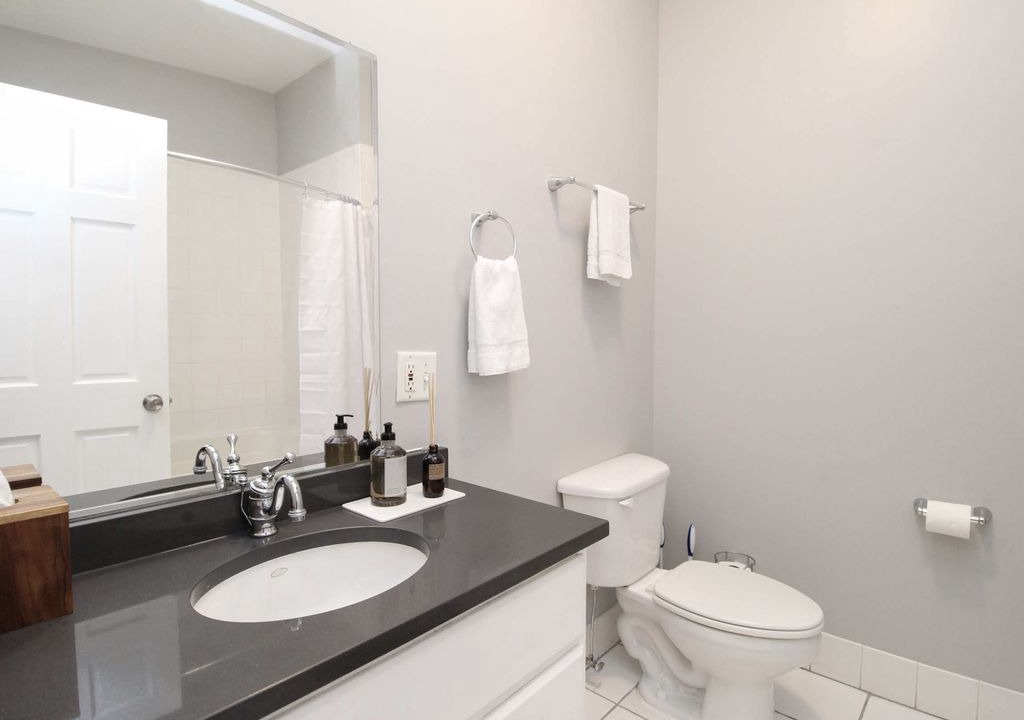 Photo of Bathroom in Wicker Park