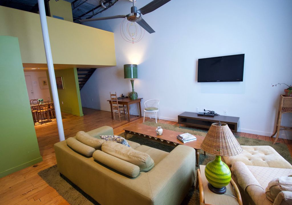 Photo of Livingroom in Downtown